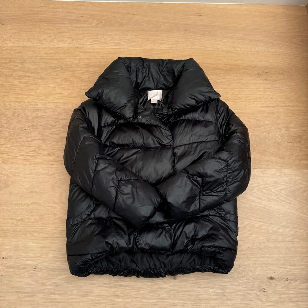 RP Rachel Parcell black puffer coat.